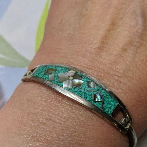 Taxco Mexico Silver, Turquoise Chip, And Abalone Hinged Floral Bracelet, 6.75" - Picture 1 of 4